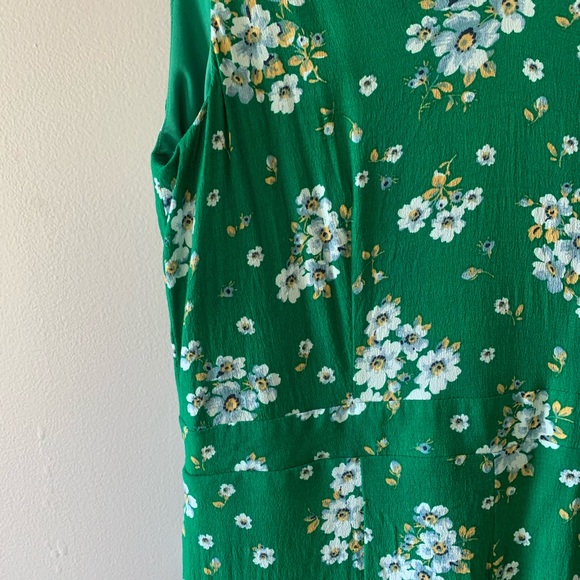 LOFT Floral V-Neck Romper in Kelly Green - Picture 2 of 6